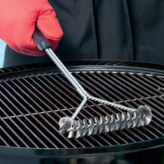 BBQ Grill Brush – Effortless Cleaning, Stainless Steel Bristles - Universal Found